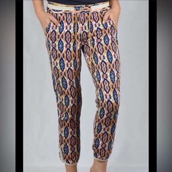 Anthropologie Pants - Anthropologie Pilcro Ikat Cropped Pants 26p